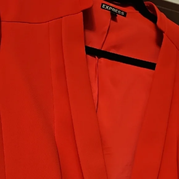 EXPRESS Vibrant Coral Coloured Women's Blazer - Picture 5 of 8